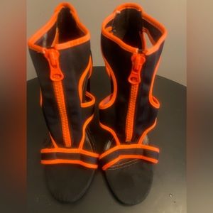 Black and neon orange sandals/heels size 10